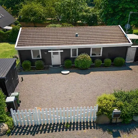 Hébergement de vacances On Balka Close To And Nature Neksø