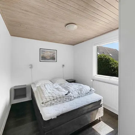 Hébergement de vacances On Balka Close To And Nature Neksø